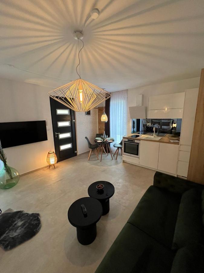Apartmani Cube A Medulin Buitenkant foto